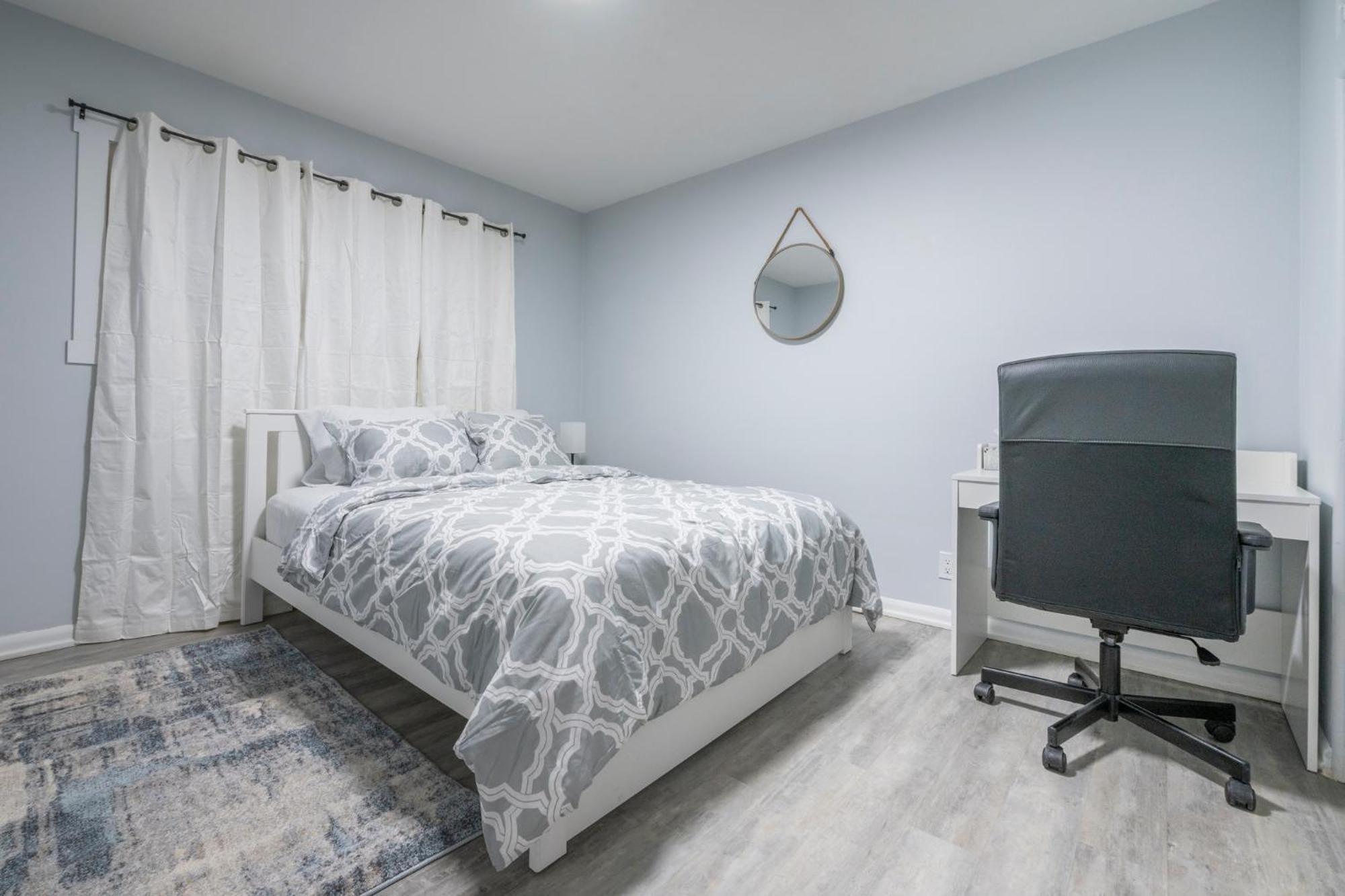Centre Street Upper 2Bedsuite 4408 Calgary Bagian luar foto